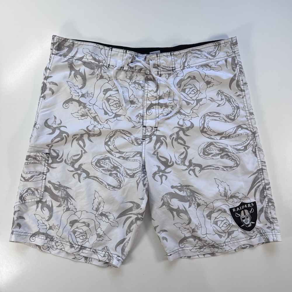 Las Vegas RAIDERS NFL Team Apparel Swim Trunks Mens XL Gray Lined Snake Rose